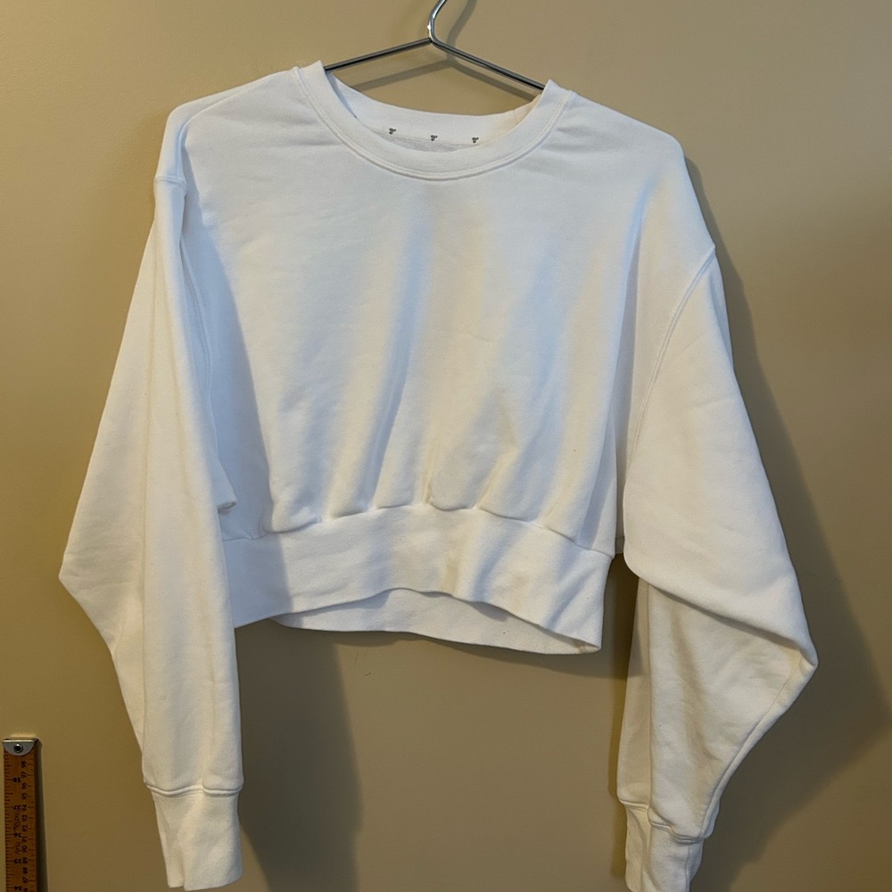 TNA Classic White Cropped Sweatshirt